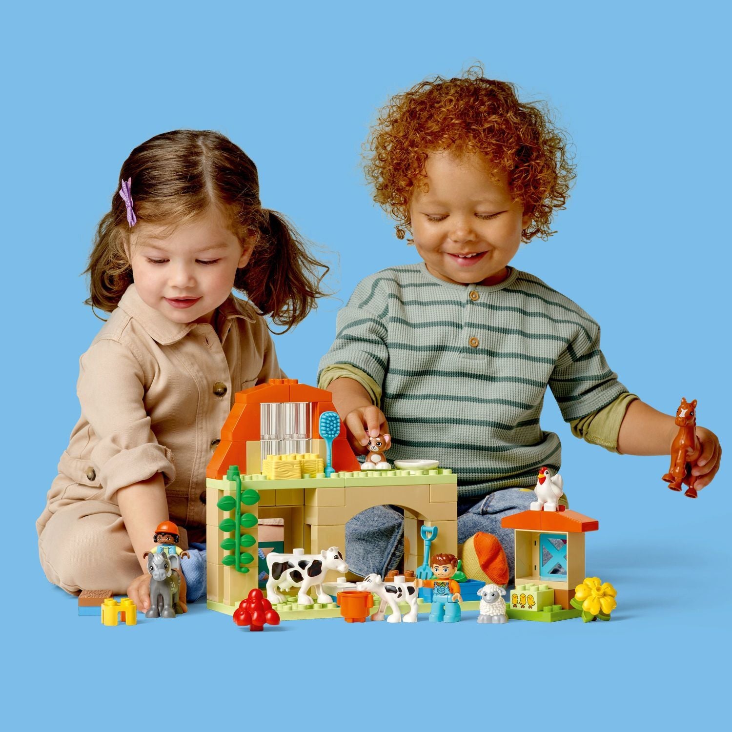 LEGO DUPLO: Caring for Animals at the Farm