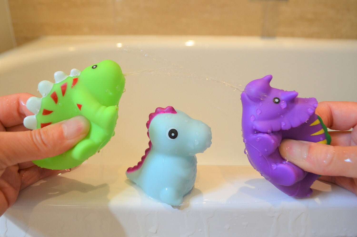 Bath Time Dinosaur Squirter and Light Up Set