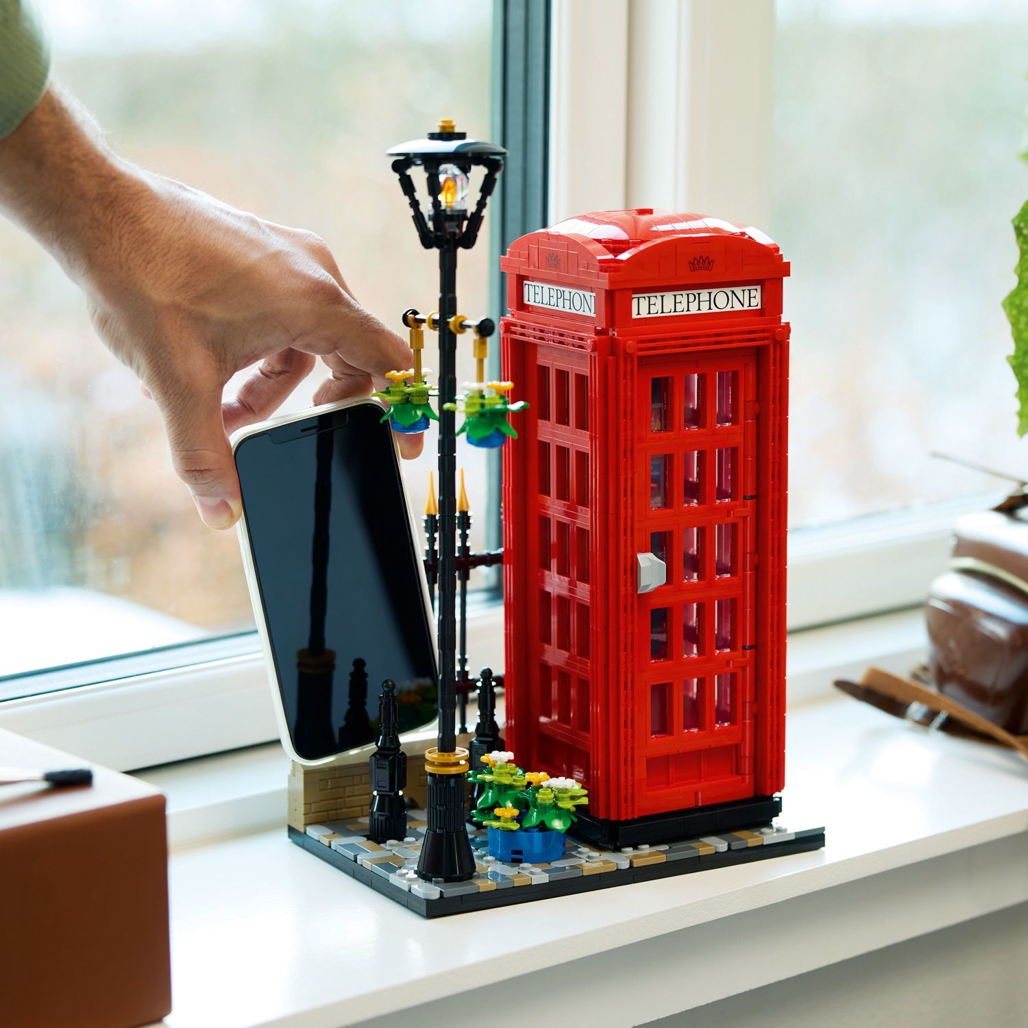 LEGO® Ideas: Red London Telephone Box