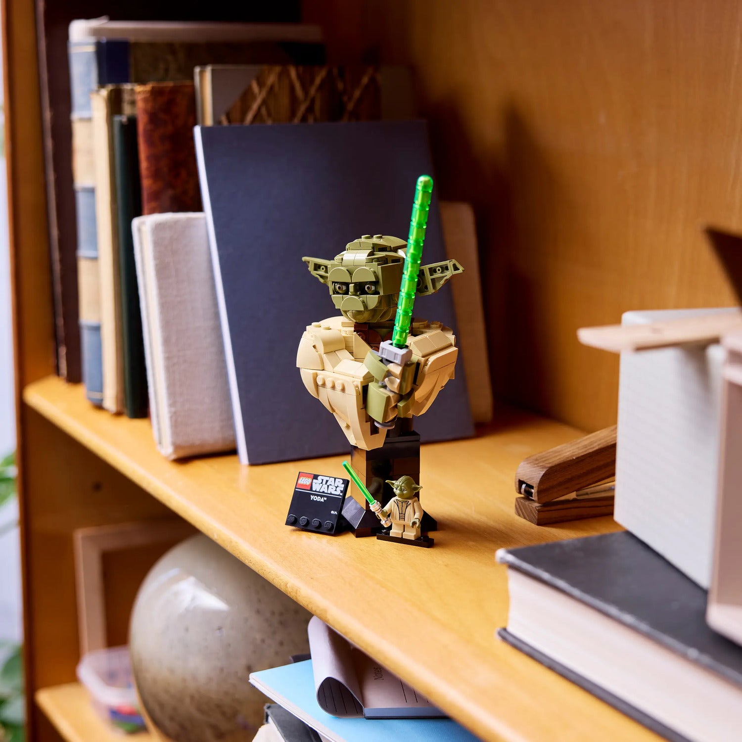 LEGO® Star Wars™ Yoda™ Bust