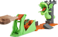 Monster Jam, Dueling Dragon Playset with Exclusive 1:64 Scale Dragon Monster Truck