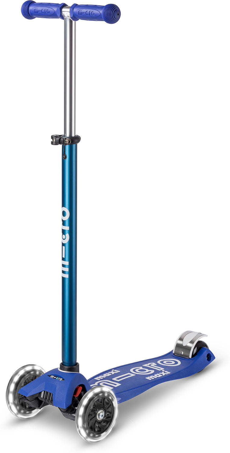 Maxi Deluxe LED Blue/White – The Toy Maven
