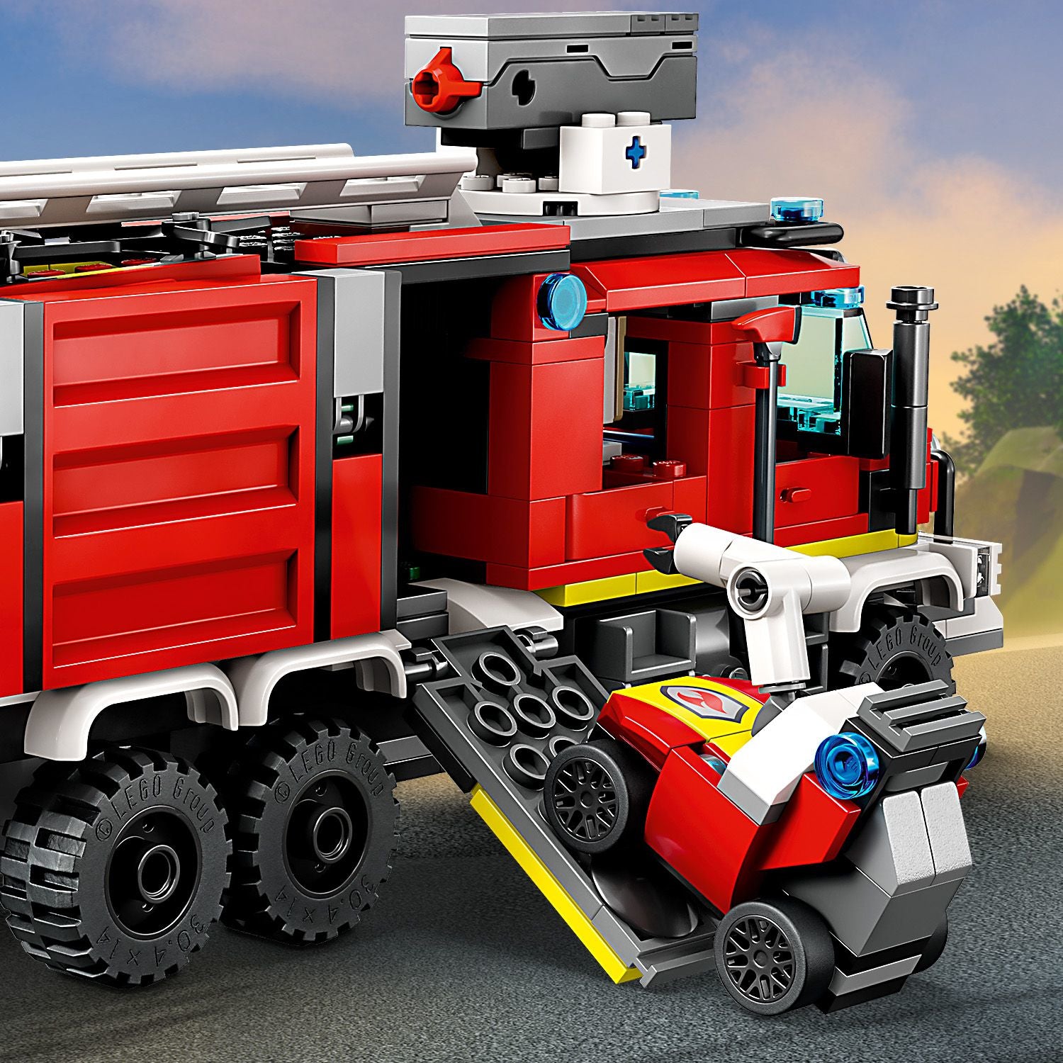 LEGO® City Fire: Fire Command Truck