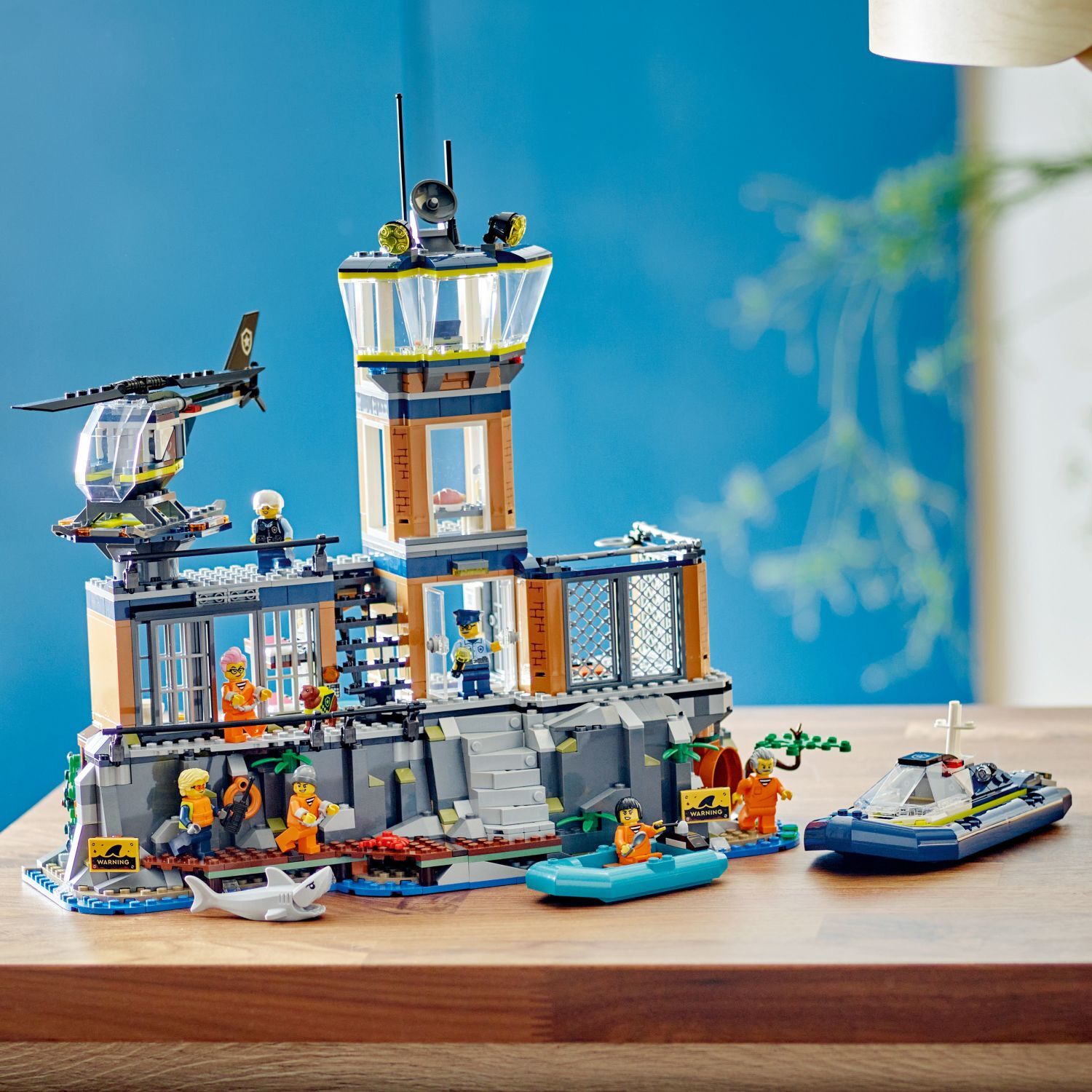 LEGO City Police: Police Prison Island